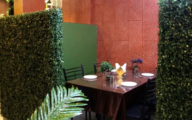 Hotel Shree Palace & Restaurant