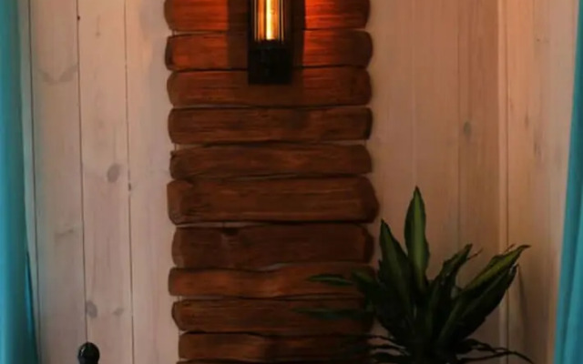 Ferieheisel - Everything, Except Usually!