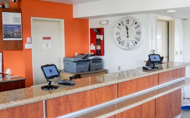 Travelodge by Wyndham San Antonio Lackland AFB North
