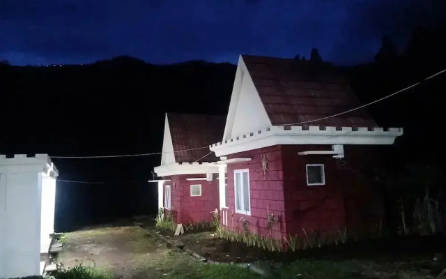 Istana Bromo Resort And Resto
