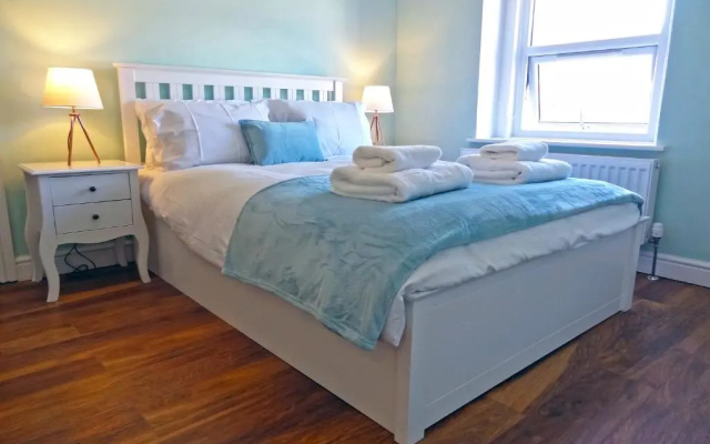 Great Orme Apartment by Seaside Llandudno