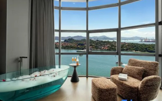 Xiamen SkyFun·Tianyue High-Altitude Sea View Store (Zhongshan Road Ferry Terminal Store) – Bathroom – Xiamen
