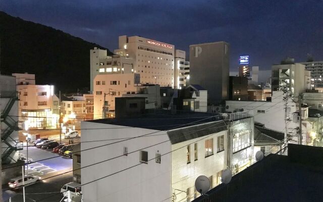 Guesthouse 017 Reina