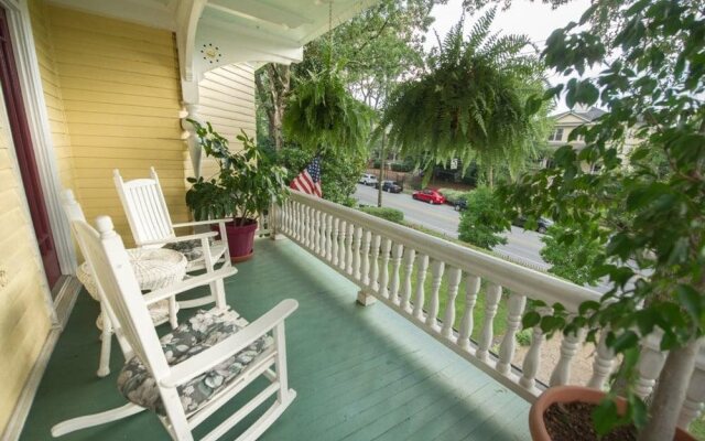 Sugar Magnolia Bed & Breakfast