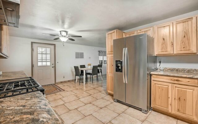 Charming Tucson Home w/ Covered Patio & Grill!