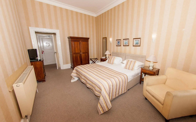Whitsand Bay Hotel