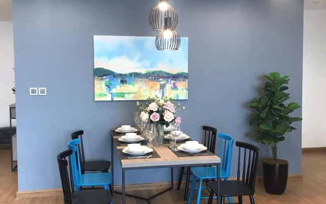 Bayhomes Metropolis Serviced Apartment