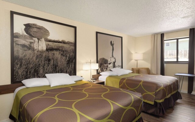 Super 8 by Wyndham Dodge City