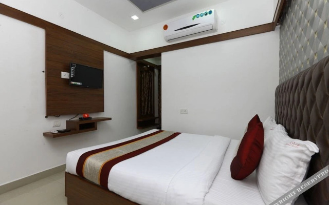Khaleej Residency by OYO Rooms