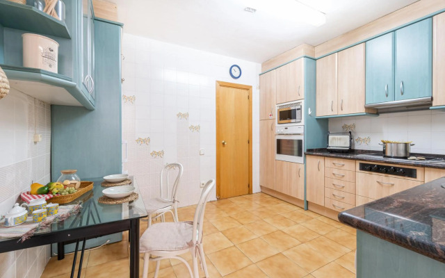 Cambrils-4BD-Piscina-BBQ-PetFriendly-Port Aventura