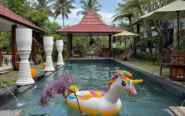Villa Makcik Yogyakarta