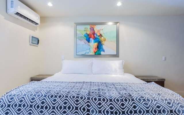 Casa Bongo by Skyrun