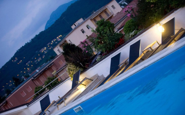 Regal Hotel