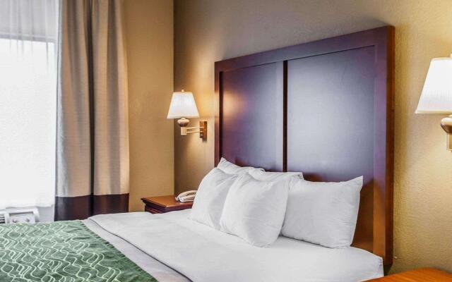 Comfort Inn & Suites St. Louis - O'Fallon
