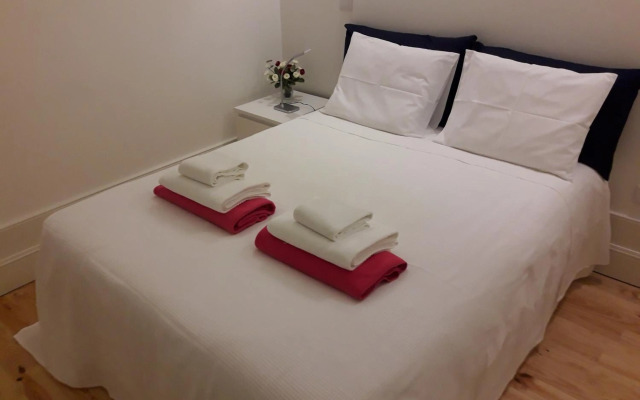 Oporto Cosy Apartment at Alegria