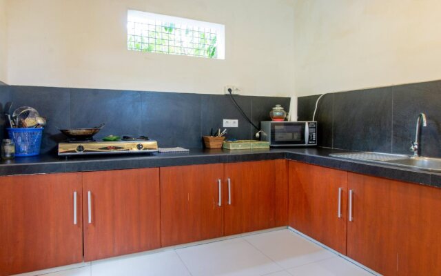 OYO 401 The Frog Homestay Sanur