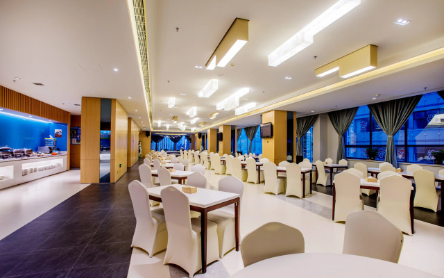 Holiday Inn Express Dalian City Centre by IHG