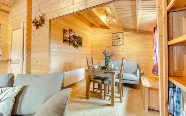 Lochinvar - Clydesdale Log Cabin with Hot Tub