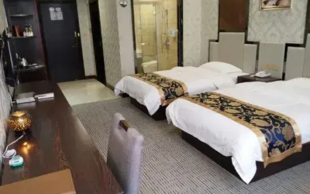 Longli Wells Hotel