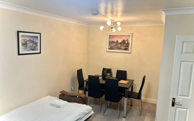 Cosy London Retreat Near Tower Bridge