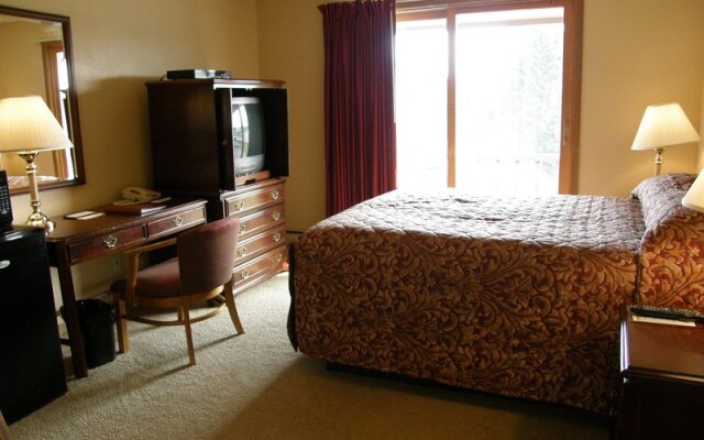 Beluga Lake Lodge
