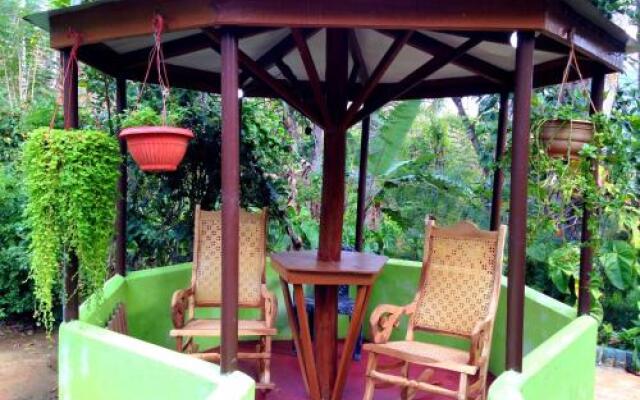 Eeshani Guest Inn