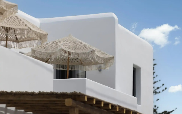 Solmar Suites