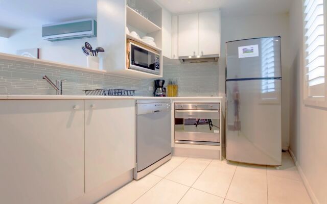 Pacific Blue Apartment 139, 265 Sandy Point Road