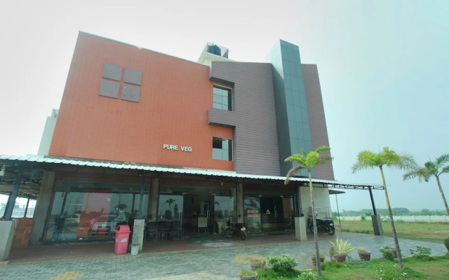 OYO 26739 Arasu Regency