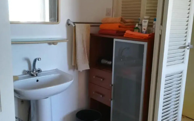 Sevi's Place, 3 Bedroom Flat, 110 s.m