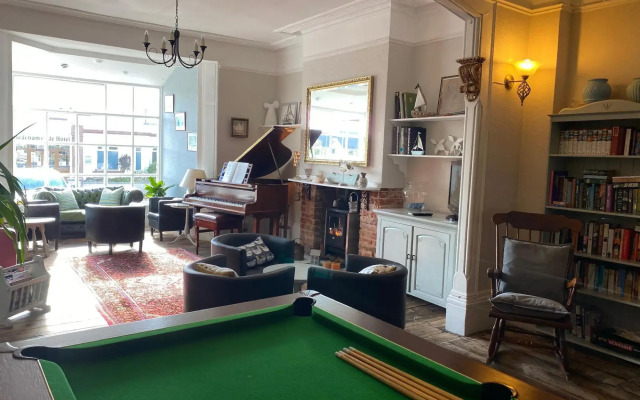 Marlborough Hotel