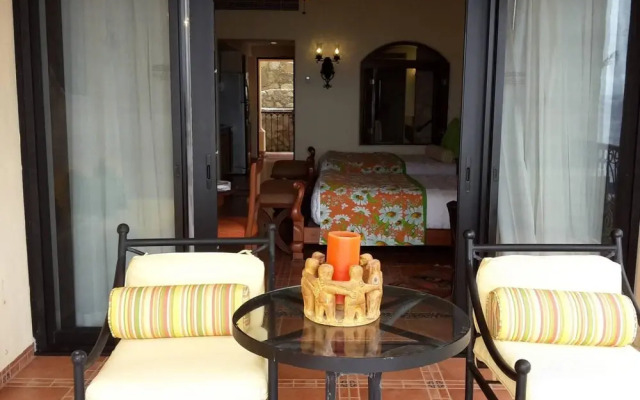 Paradise Family Suite Cabo San Lucas