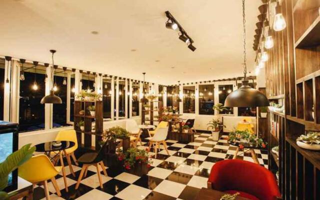 Minh Phu Hotel
