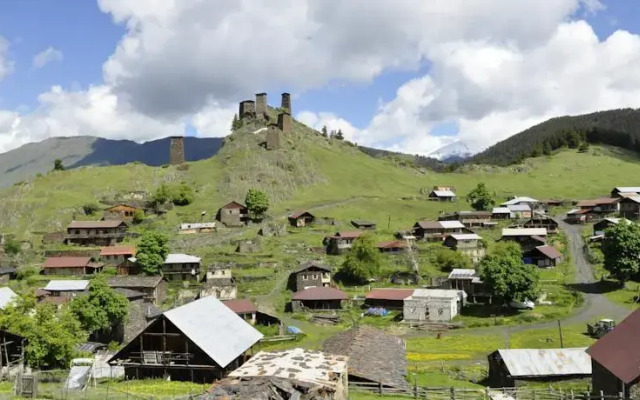 TLT Omalo Guest House