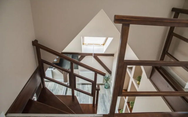 Leo Apartments Old Town Residence