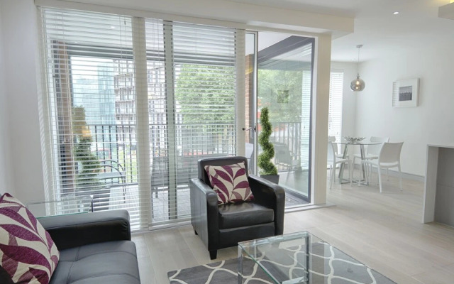 Roomspace Apartments -La Roka