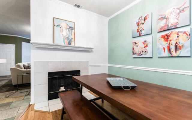 Garland   Spacious Townhouse