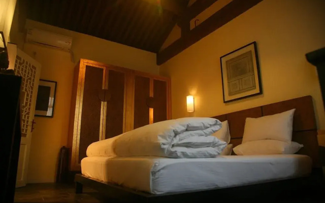 China Lounge Courtyard Boutique Hotel