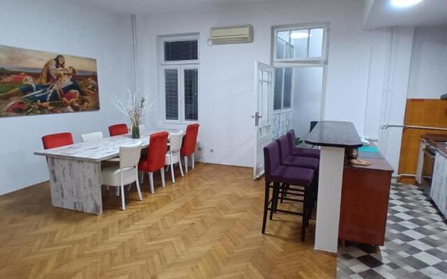 Authentic Belgrade Centre - Apartments Ethnica