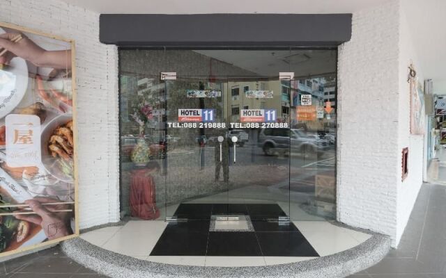OYO 818 Hotel 11