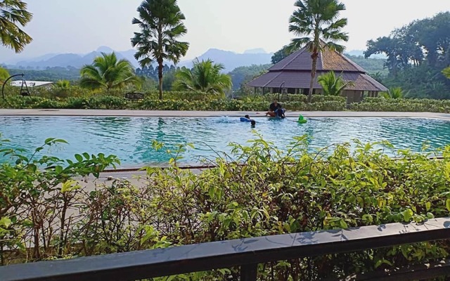 Takhun Mountain View Hotel