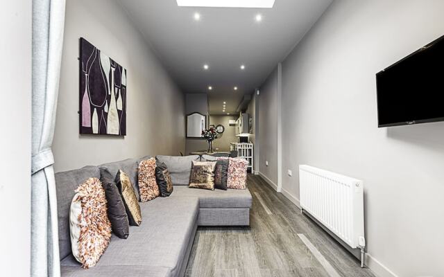 Stunning 5 Bed House in Willesden Green!