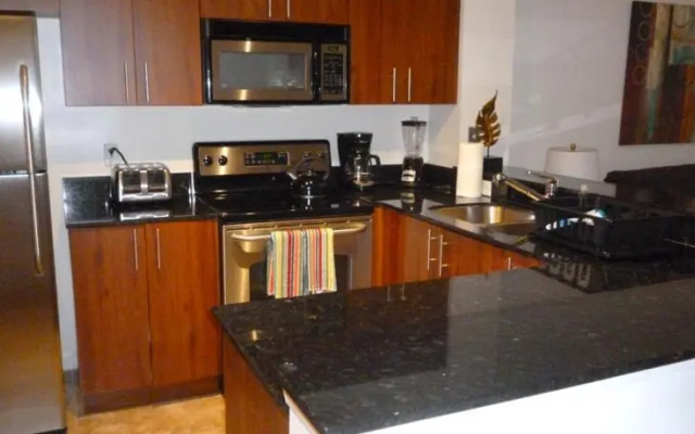 Weston Townhouse Patio and Resort Style Amenities