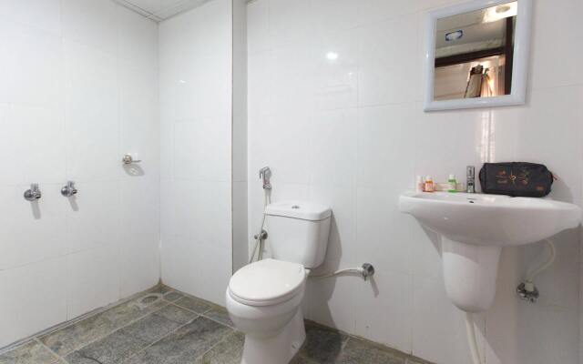 OYO 373 Hotel Grand Inn