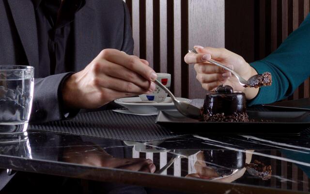 NJV Athens Plaza Hotel