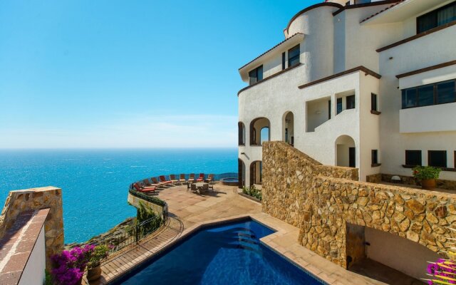 Amazing Oceanfront Villa Near Downtown: Villa Grande