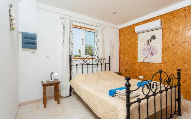 Villa Paradiso Sunset Private Pool Walk to Beach Sea Views A C Wifi - 3072