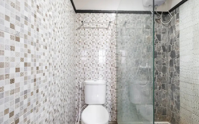 RedDoorz near Art Centre Bali