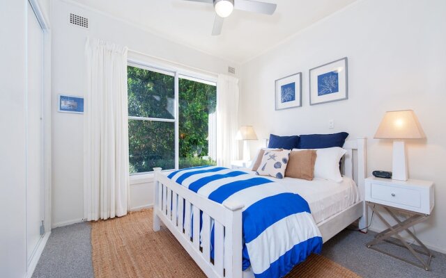 Bagnalls Beach House, 3 Burbong Street