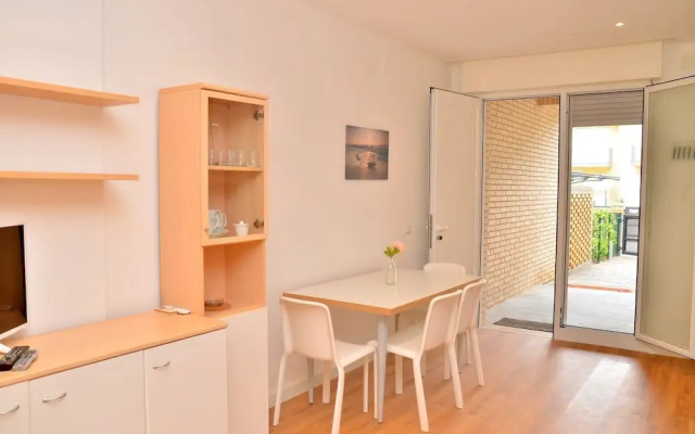 Elegant Villa Near the Beach-beahost